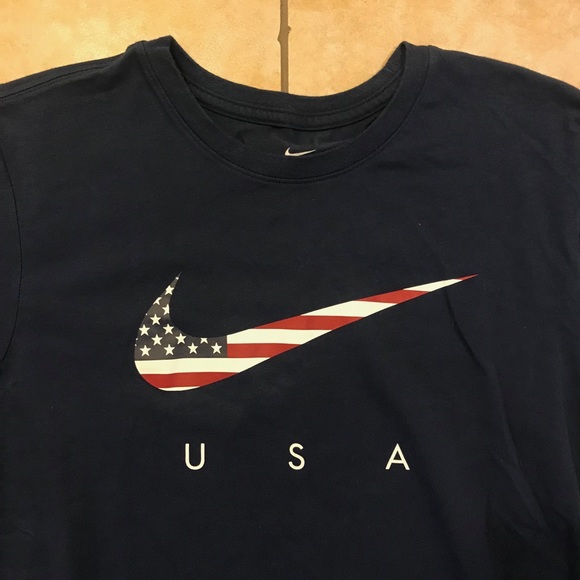 nike swoosh flag t shirt